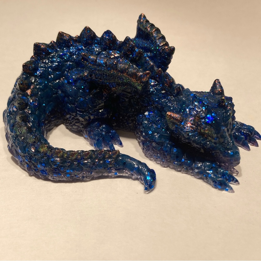 Resin Dragon - Picture 2 of 4